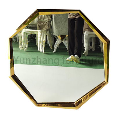 Specchio irregolarmente temperato lussuoso Diamond Shaped For Cloakroom Bedroom di vetro