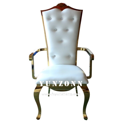 Elegante sedia per banchetti nuziali con struttura in oro per ricevimenti ed eventi