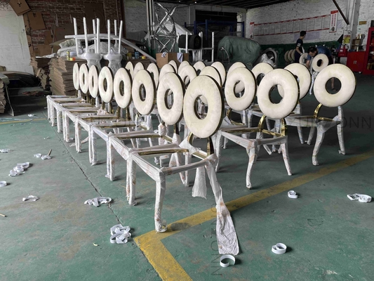 Pranzare posteriore rotondo presiede le sedie accatastabili di banchetto di funzione di progettazione speciale