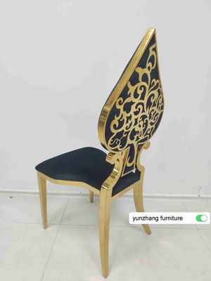 Sedile da sposa d'oro di lusso con cuscino bianco