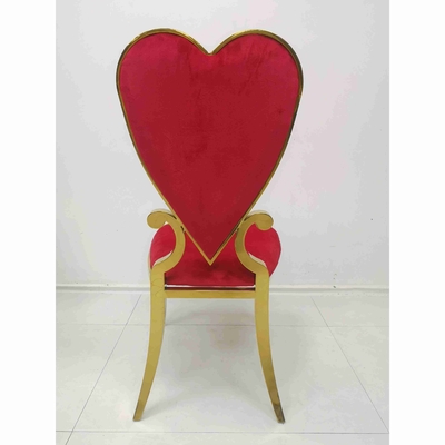 La sedia rossa di banchetto di nozze del cuore della mazza riveste di pelle la mobilia della sala da pranzo del cuscino del velluto