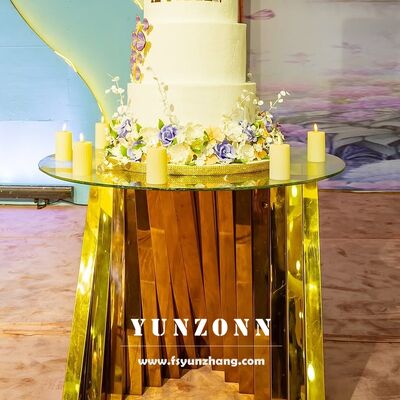 Prezzo buono Tavolo da torta in vetro bianco con base rotonda in acciaio inossidabile per mobili alberghieri in linea