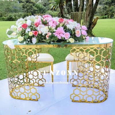 Prezzo buono Vendita Calda Lusso Tavolo Ovale Moderno Acciaio Inossidabile Design Cavo per Sala da Pranzo Esterno Hotel e Cucina Uso Matrimonio in linea