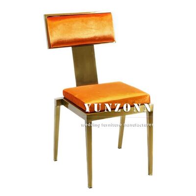 Prezzo buono Sedia di lusso in acciaio inossidabile spazzolato per eventi musulmani Sedia di banchetto di velluto di design semplice per ristoranti di nozze in linea