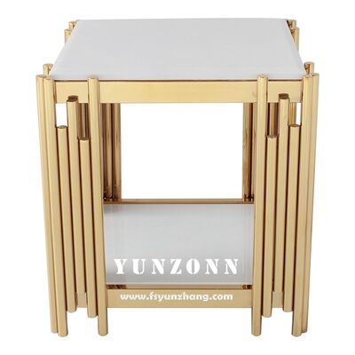 Prezzo buono Tavolo da caffè nordico quadrato moderno e contemporaneo Semplice soggiorno fine sala da pranzo laterale Arredamento in metallo con telaio in acciaio in linea