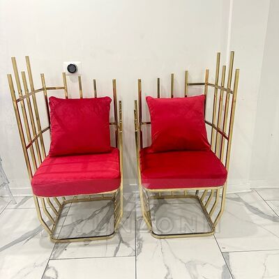 Prezzo buono Nuovo design banchetto matrimonio regina trono d'oro sedia gabbia per uccelli divano sedia decorativa per festa in linea