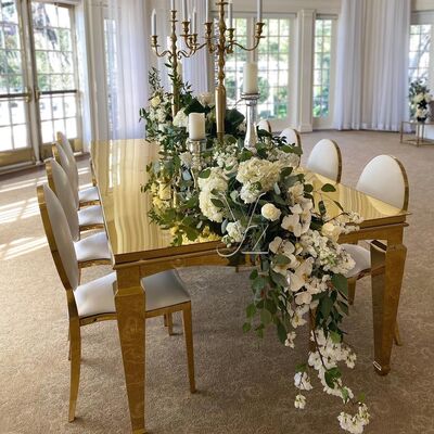 Prezzo buono Moderno tavolo da pranzo con base in acciaio inossidabile Vetro temperato per la casa Ristorante Hotel Outdoor in metallo marmoreo in linea